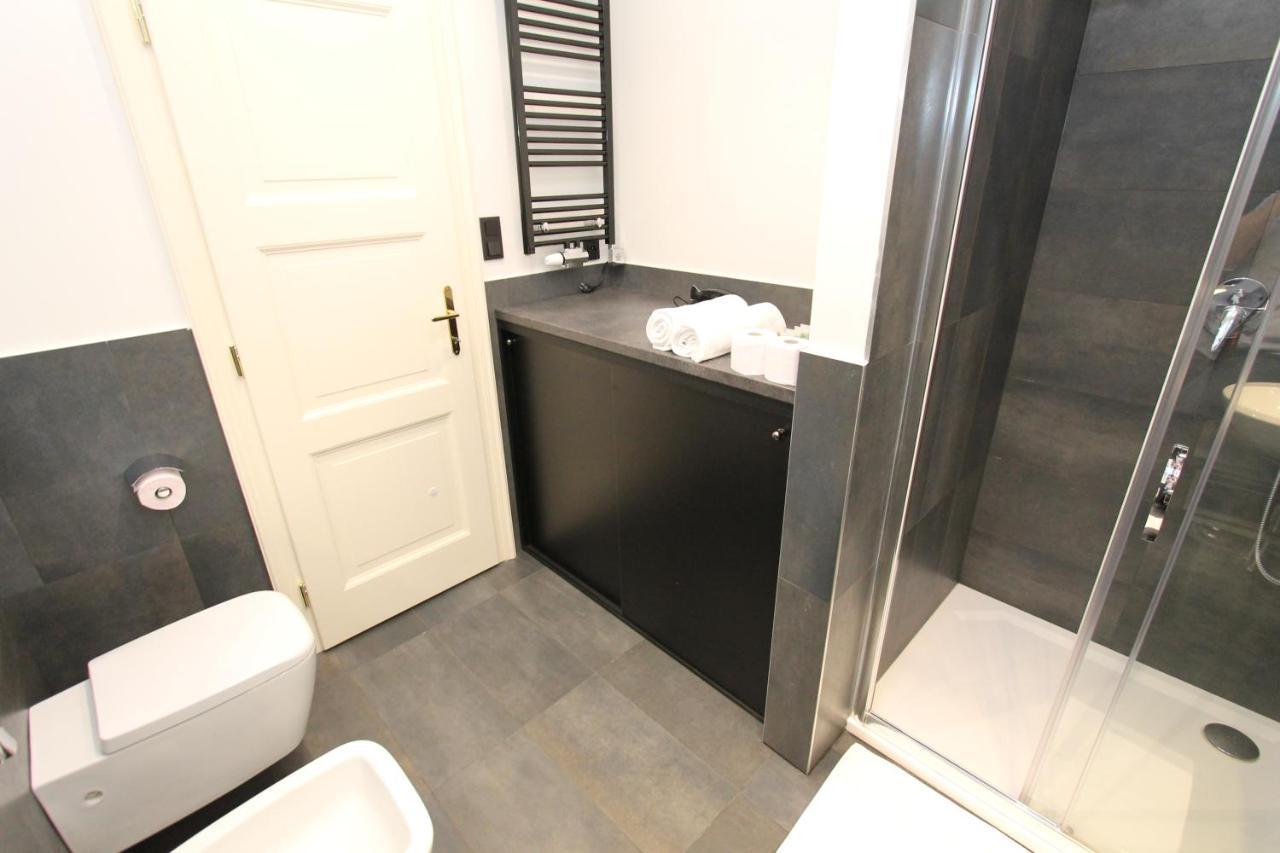 Luxury Apartments Krocinova Прага Экстерьер фото