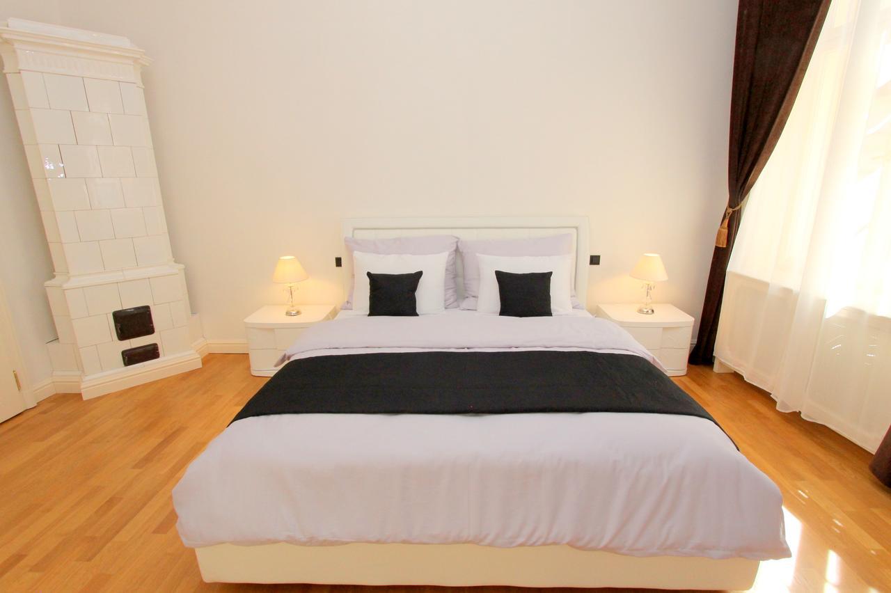 Luxury Apartments Krocinova Прага Экстерьер фото