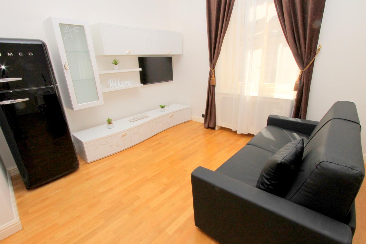 Luxury Apartments Krocinova Прага Экстерьер фото