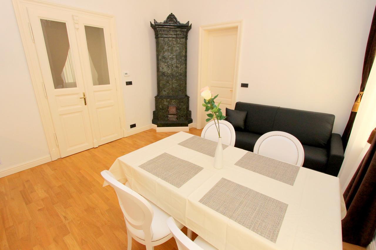 Luxury Apartments Krocinova Прага Экстерьер фото